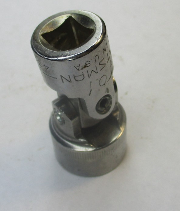 Craftsman 43208 3/8″ Drive 6pt Metric 17mm Shallow Universal Swivel Socket USA
