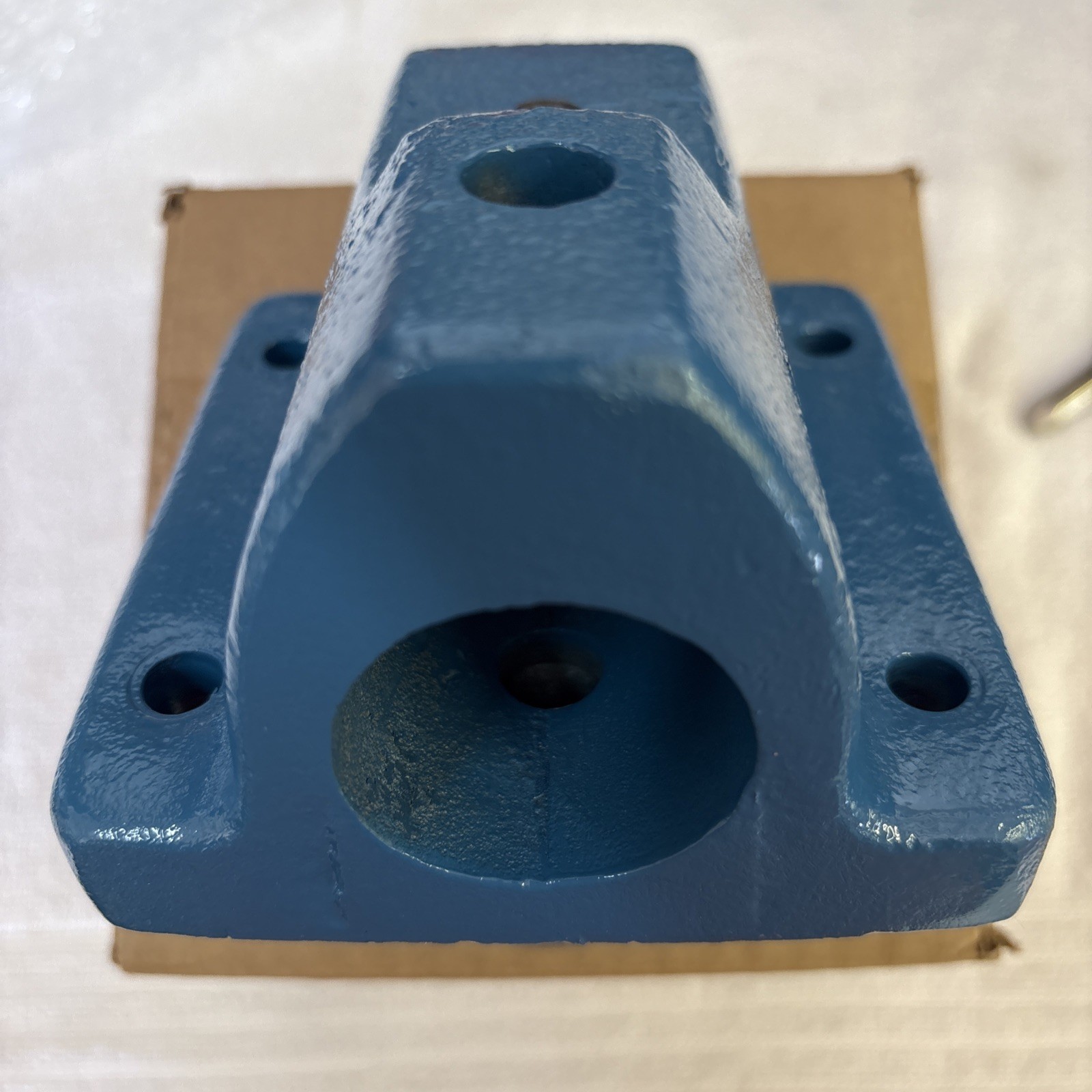 Kent Moore J 3289-22 Pin, W / Cast Aluminum Transmission Fixture Bench Mount.