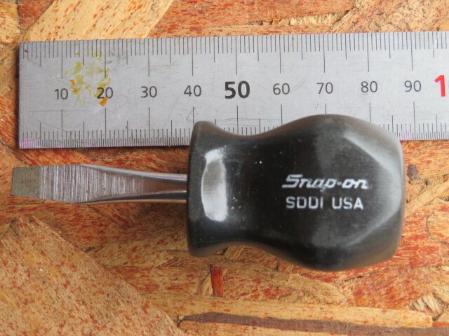 Vintage Logo Snap-on Flathead Screwdriver SDD1