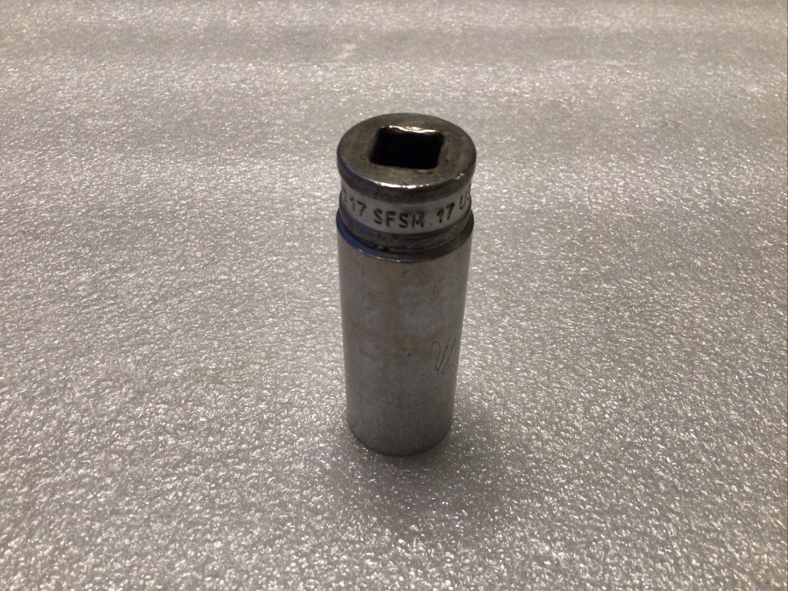 Snap On SFSM17 -Chrome, 3/8″ Dr., 6 Pt., Metric, 17mm Deep Flank Dr., Socket