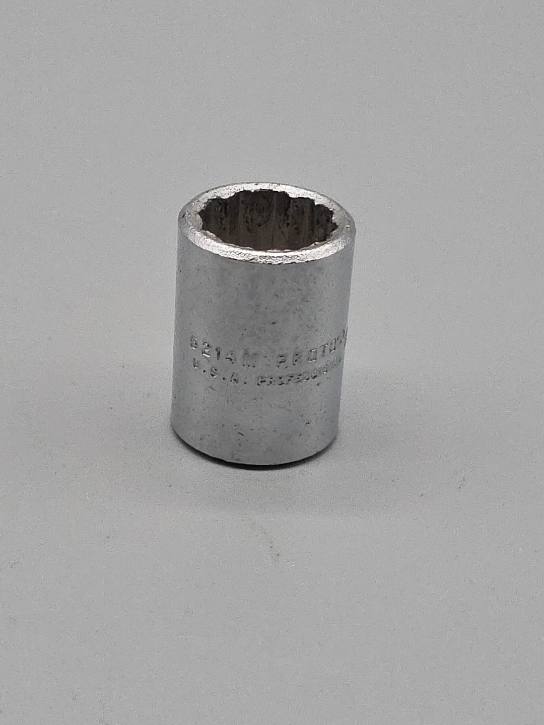 Proto Professional 5214M, 14mm, 3/8″ drive, 12 point, Standard Socket