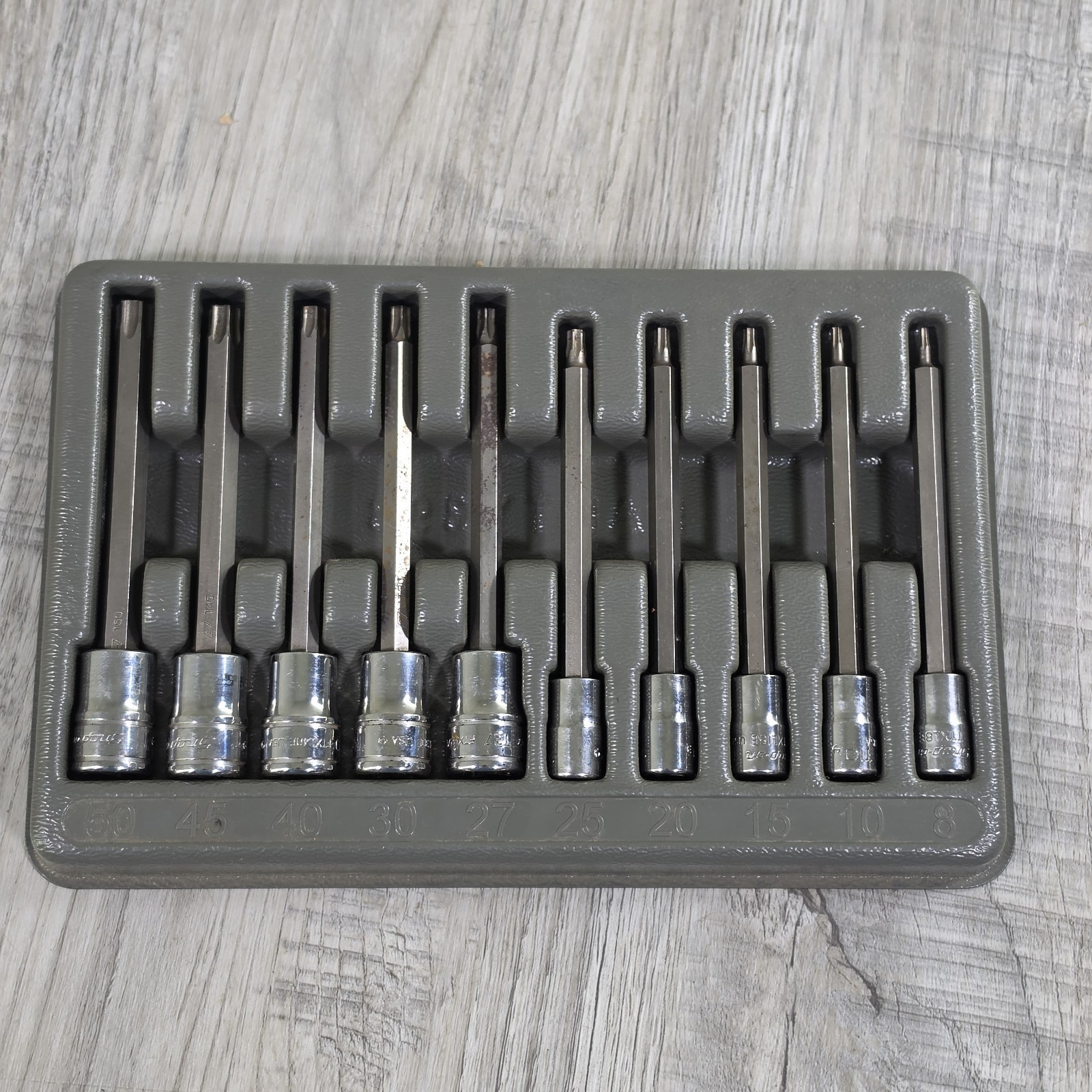 Snap-on Tools 210EFTXL 10pc Long Torx Bit Socket Set, 1/4 & 3/8 Drive T8-T50