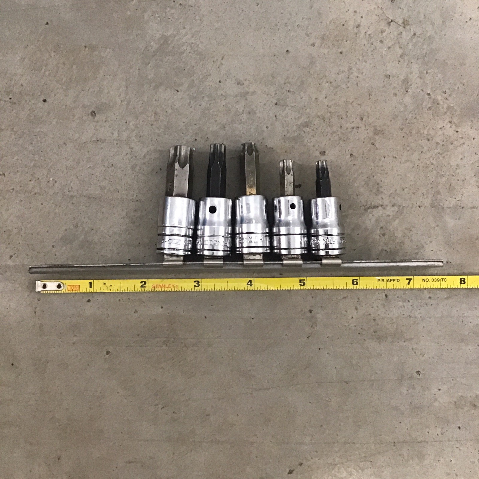 Snap-on 5 pc. Torx Bit Socket Driver Set 3/8 Drive (T30, T40, T45, T50, T55)