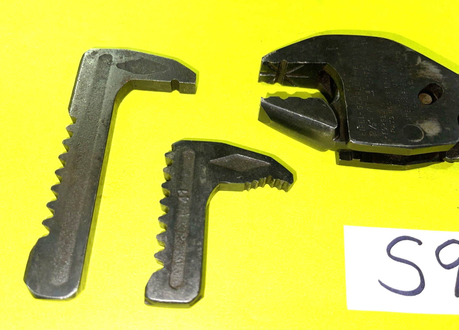 EIFEL TOOLS VINTAGE PLIERENCH & 2 EXTRA HEADS
