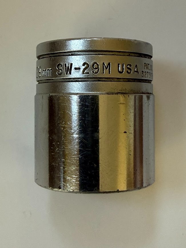 Vintage Snap-On SW-29M Metric 29mm 12 point Shallow Socket 1/2″ Drive