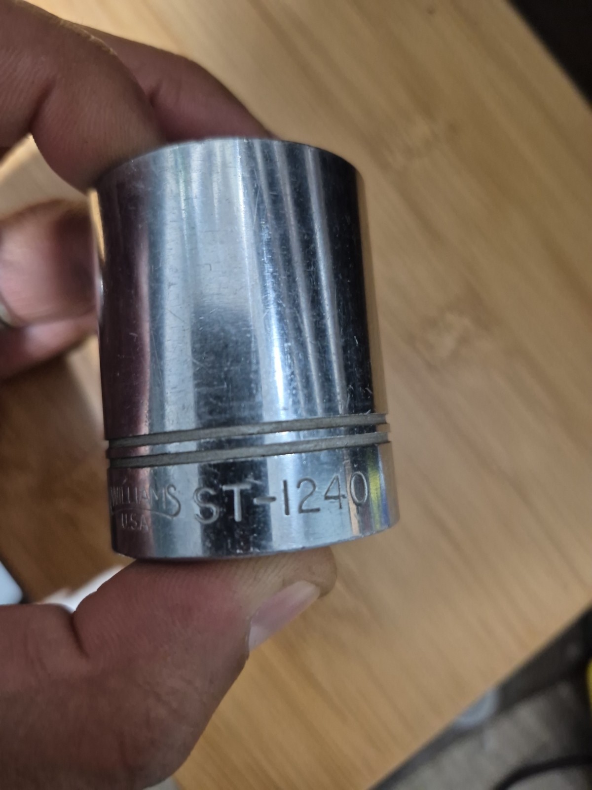 Vintage Williams ST-1240 USA 1-1/4″ 12-Point 1/2″ Drive Shallow Socket