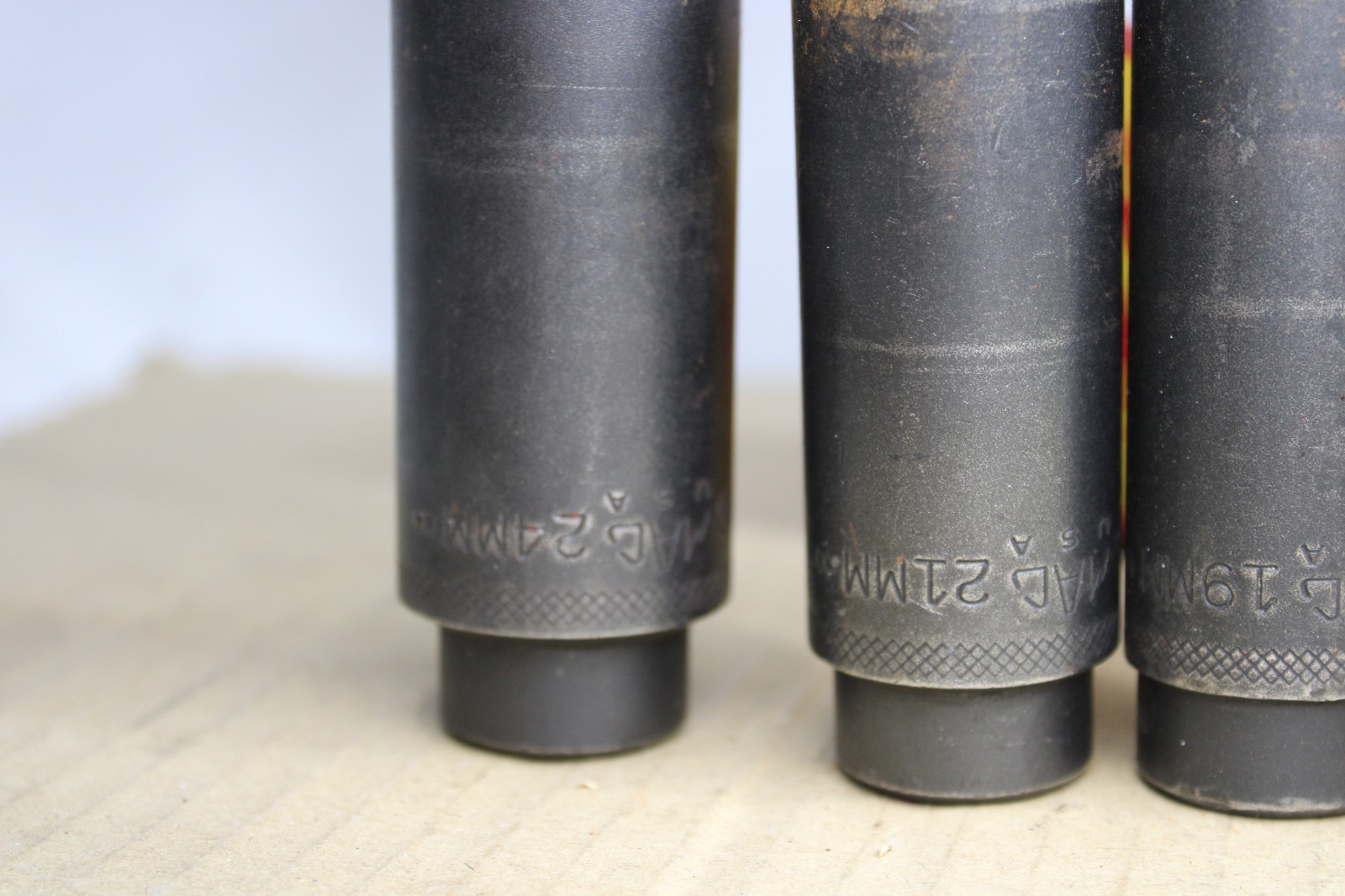 Mac Tools VDP6 1/2″ Drive Metric 6-Point Deep Impact Socket Set 10-24mm