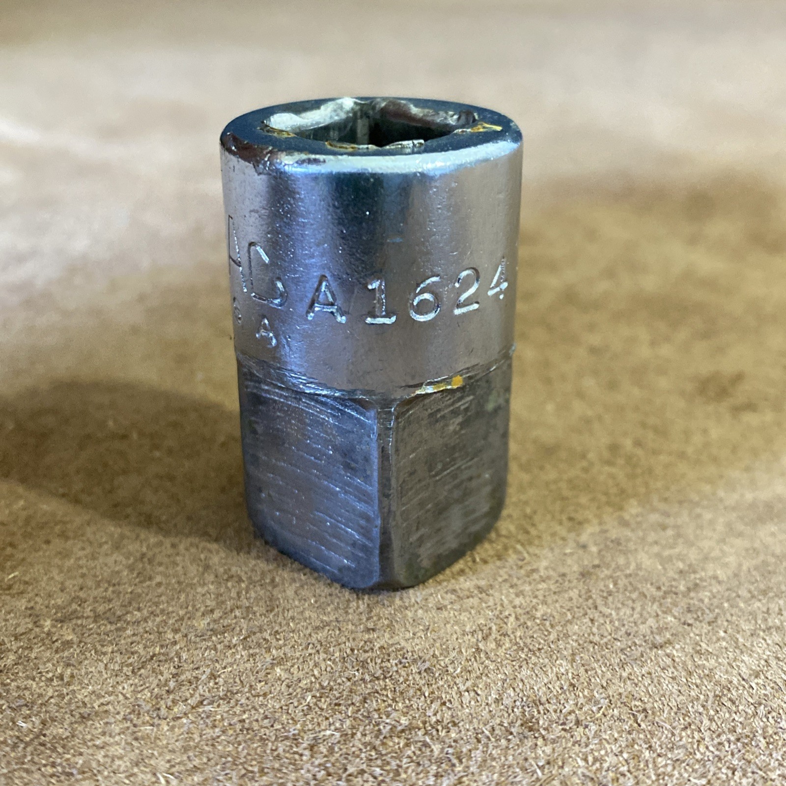 Mac Tools 1/2″ Female Drive to 3/4″ Male Drive Socket Adapter A1624 USA