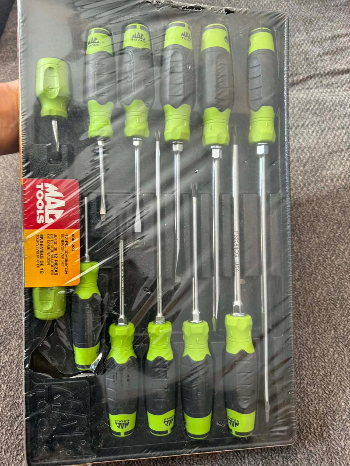 NEW RARE COLOR MAC TOOLS USA 12PC COMBINATION SCREWDRIVER SET NOS SDB12CG