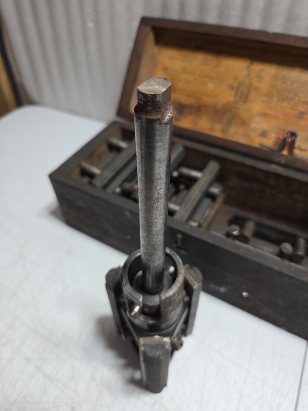 Vtg Hutto Engineering Cylinder Honing Tool Engine Hone Deglazer Tool & 21 Stones