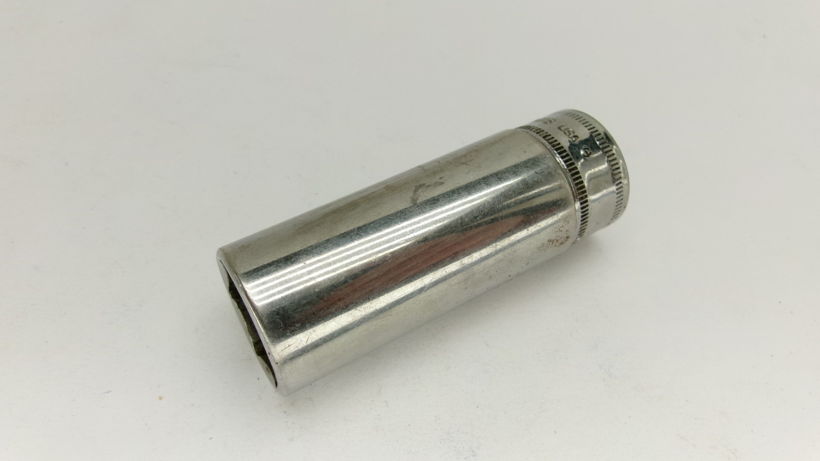 Snap-on tools 3/8″ drive 18mm metric 6 point Deep Socket SFSM18 Nice!