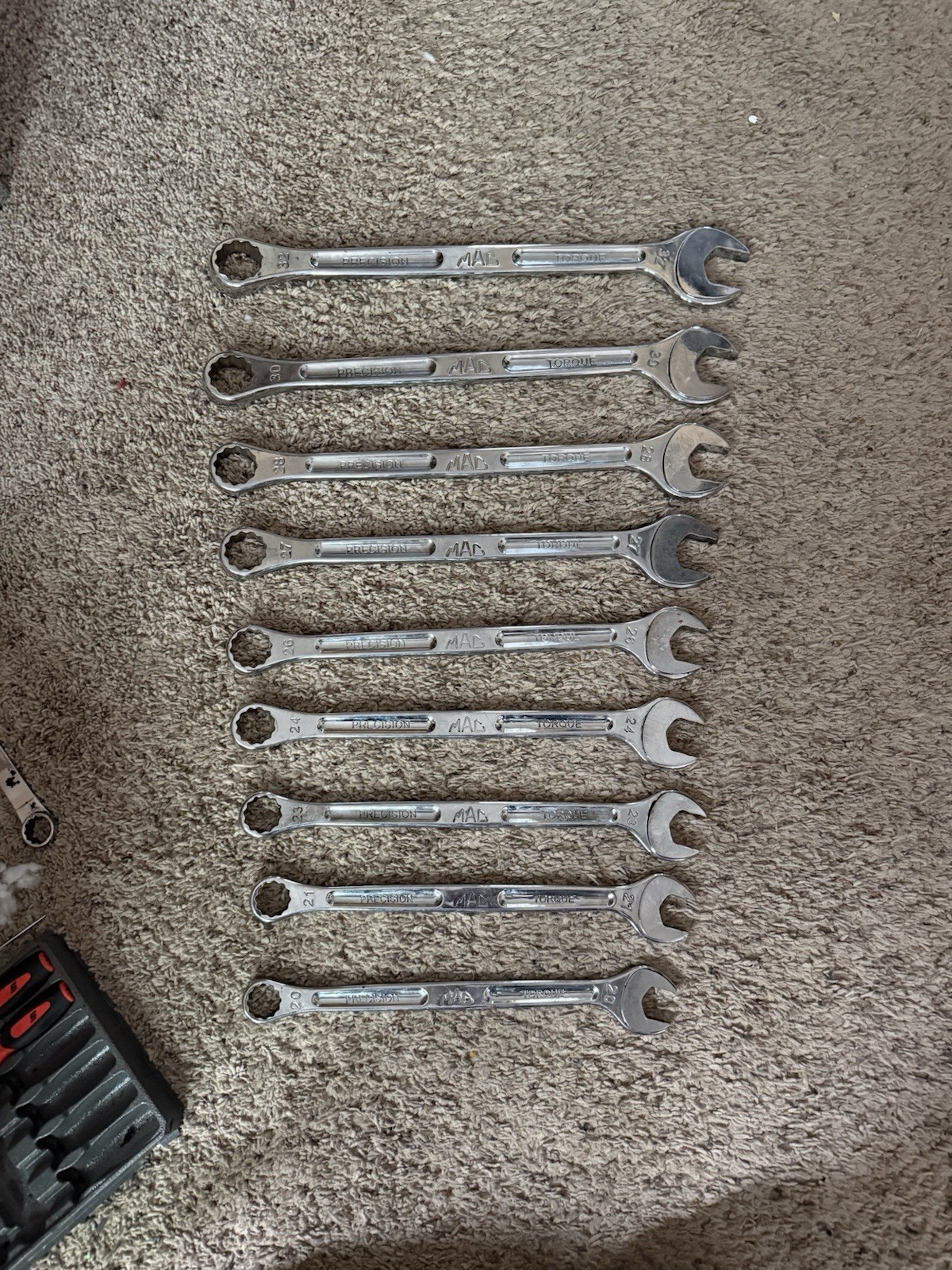 (9) Mac Precision Torque Metric Combo Wrenches 32,30,28,27,26,24,23,20,21 &20 MM