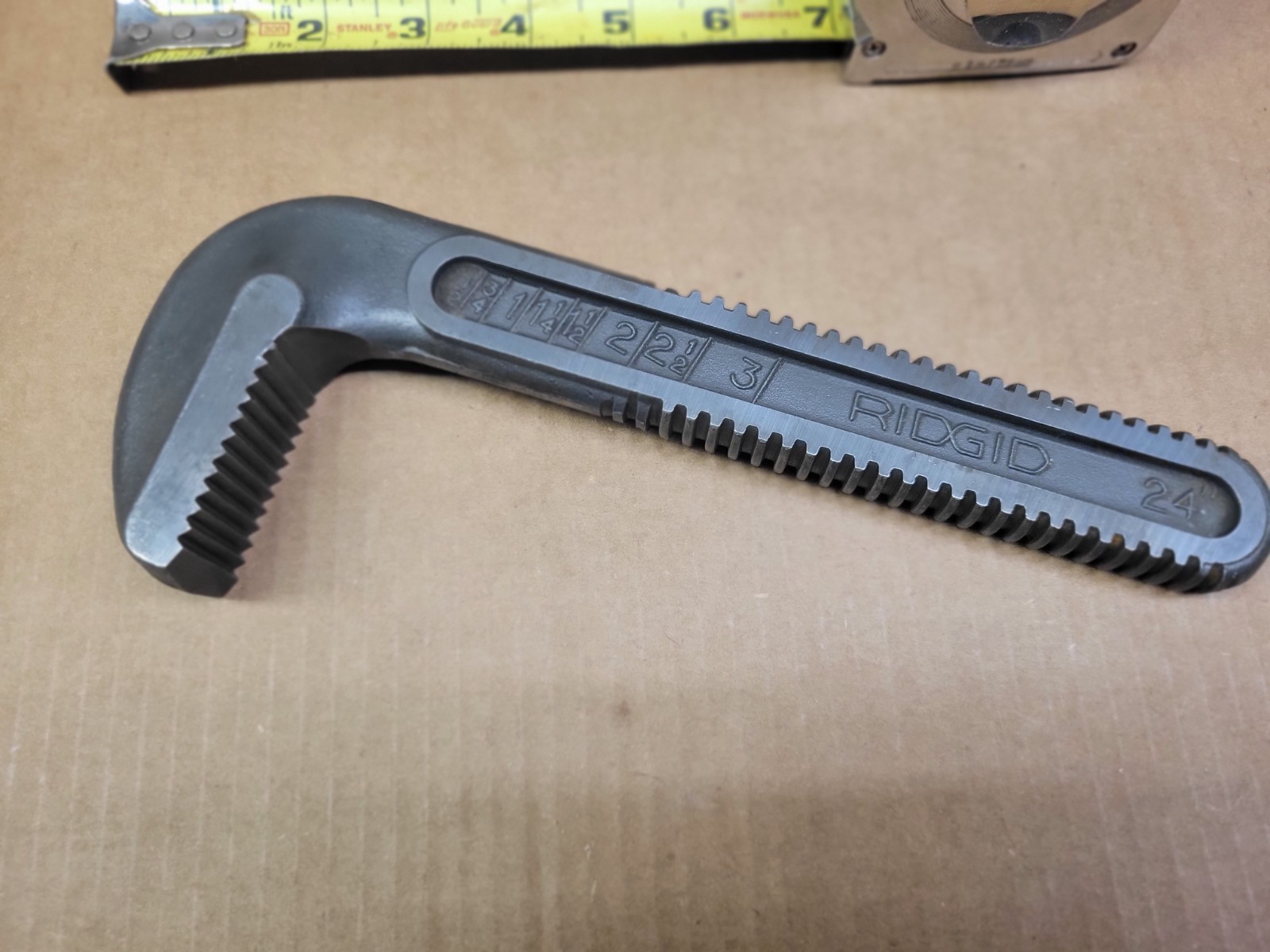 Ridgid USA 24″ Aluminum Adjustable Pipe Wrench No 824