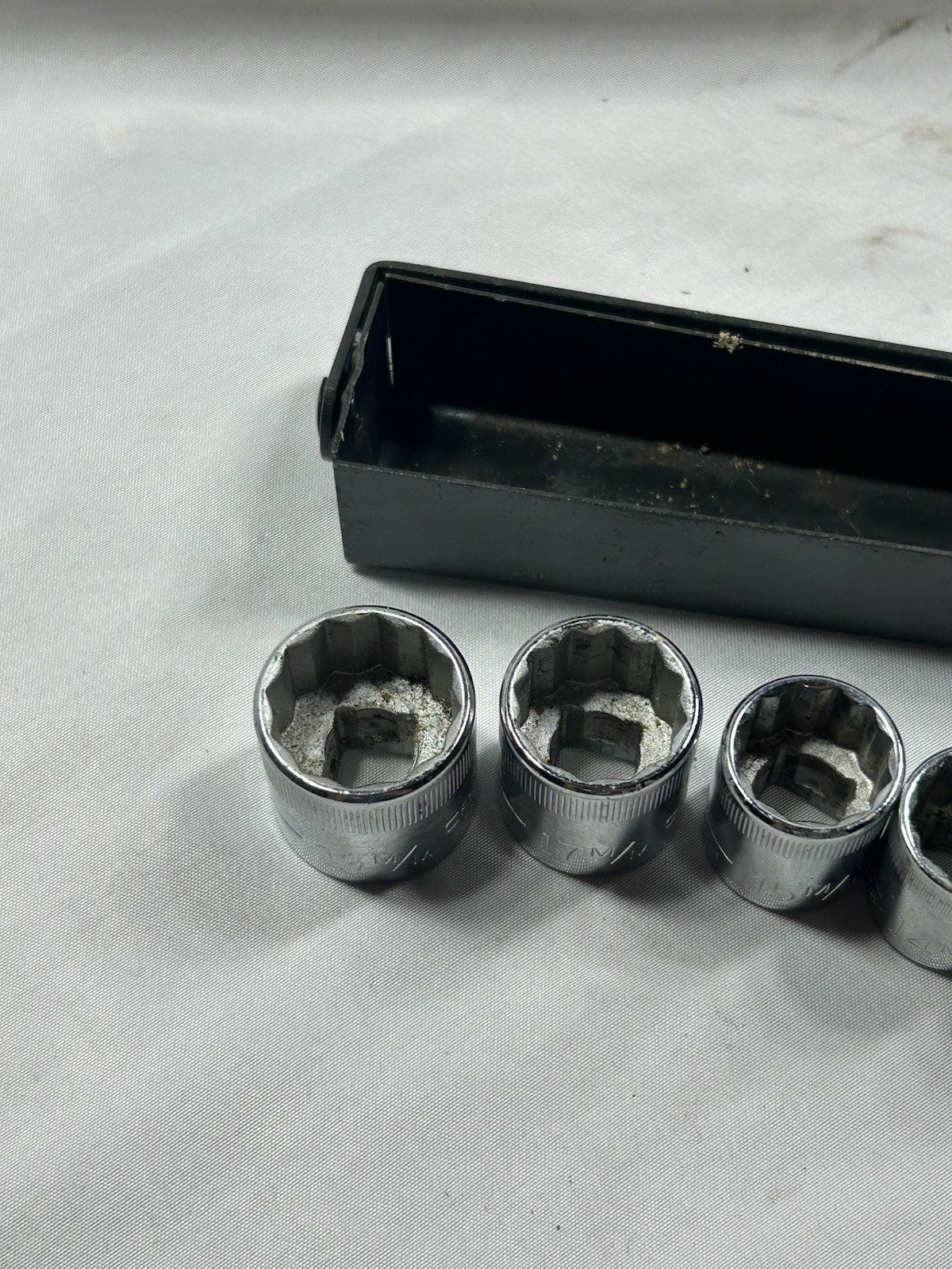Craftsman 7 pc 3/8″ drive shallow 12 pt metric socket set 9mm-19mm USA made