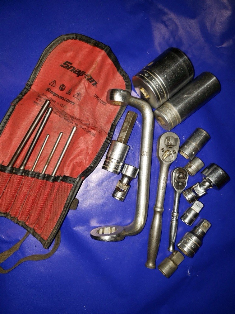 Snap-on Tool Lot Mixed Bundle TM70B 1/4 Ratchet PPR70BK Punch Set Sockets S321