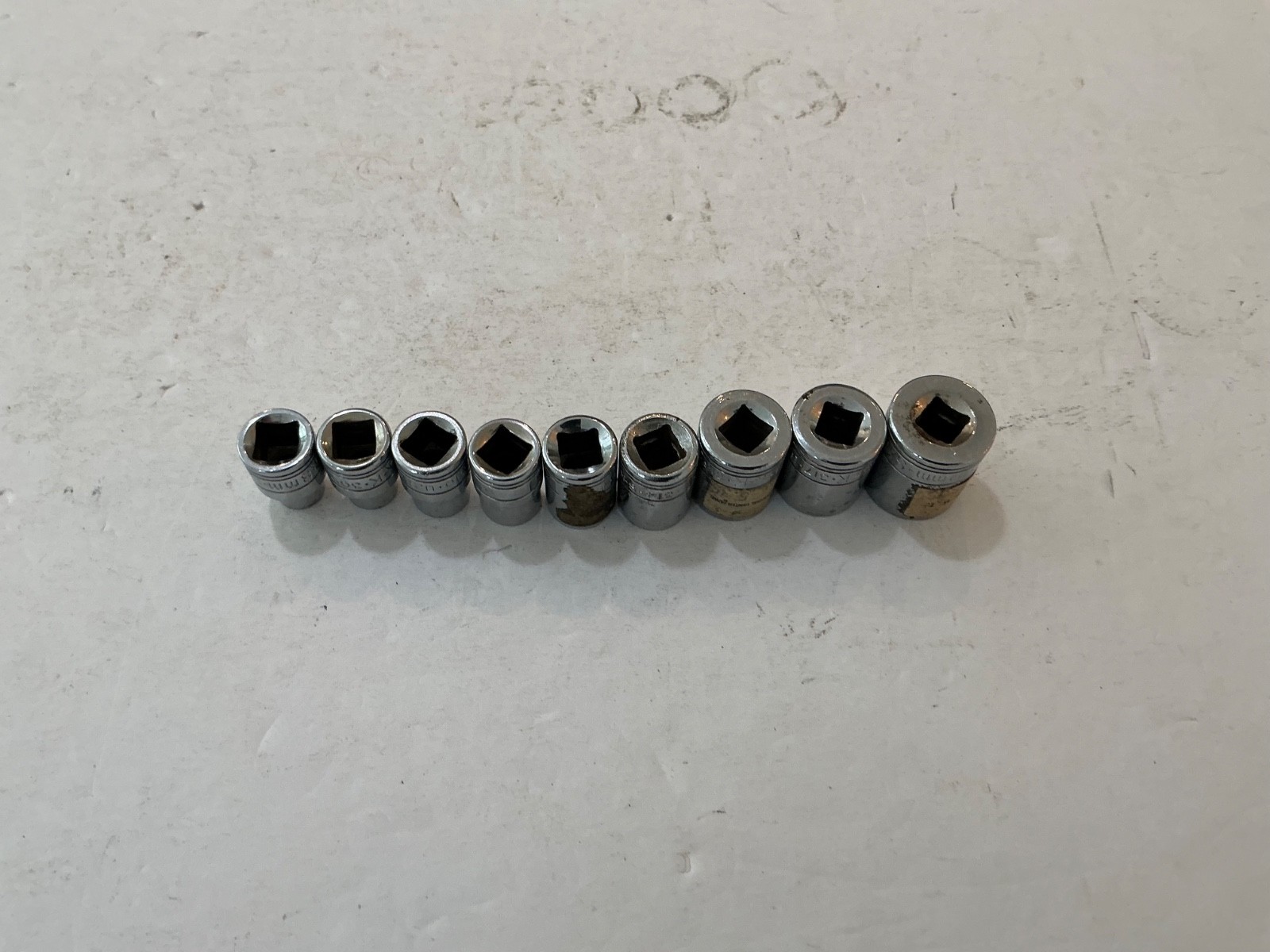 S-K tools 9 pc 3/8″ drive shallow metric socket set 7mm-19mm USA made