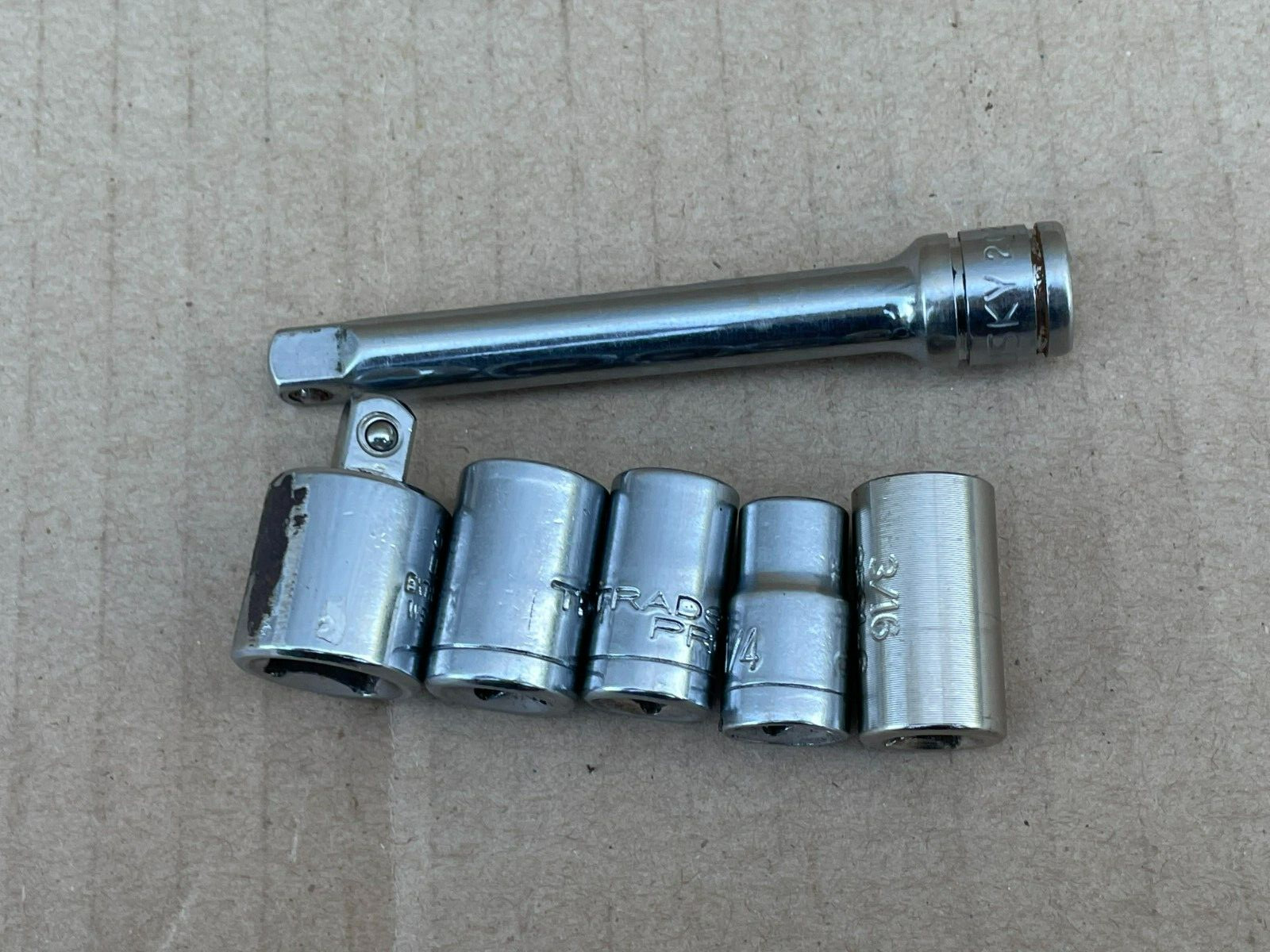 HUSKY 3″ Extension Drive 1/4″ +Proto Socket 3/8″/5/16″/1/4″/3/16″ (Set of 6 pcs)
