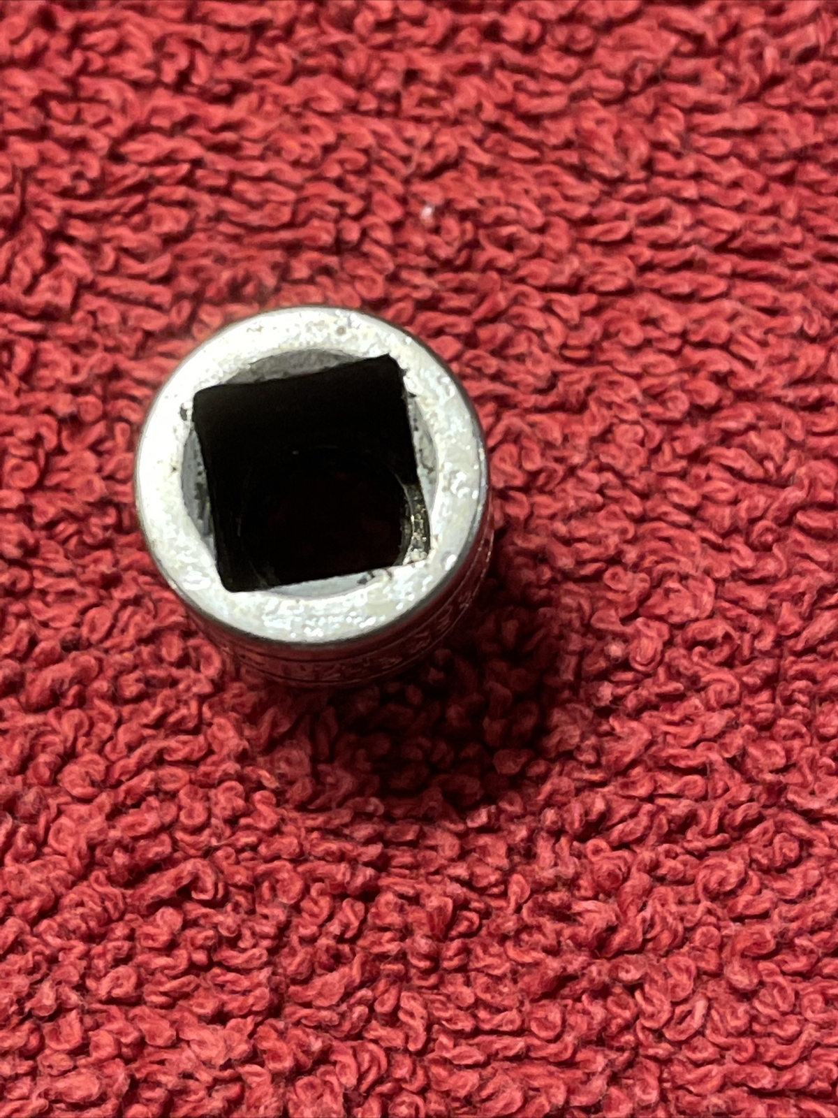 Snap On USA 3/8″ 12 Point 3/8″ Drive Socket F121