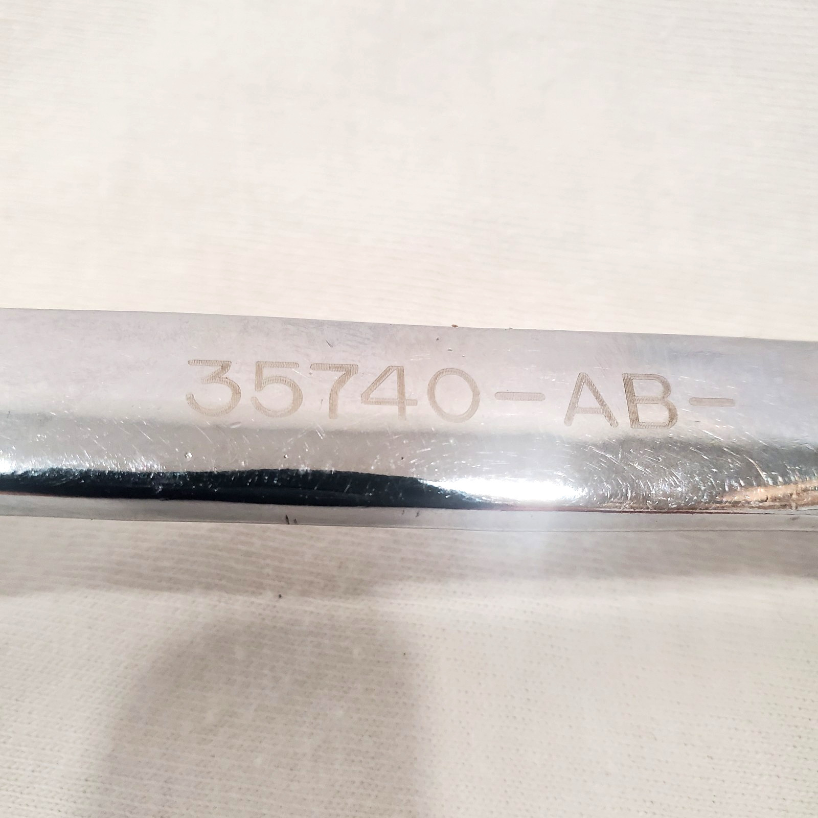 Craftsman Dogbone 35740-AB 8 In 1 Swivel Wrench 1/8″ to 3/8″
