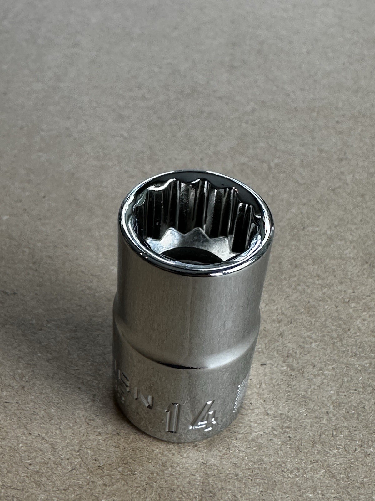 CRAFTSMAN Shallow Socket, Metric, 1/2-Inch Drive, 14mm, 12-Point (CMMT44235)0208