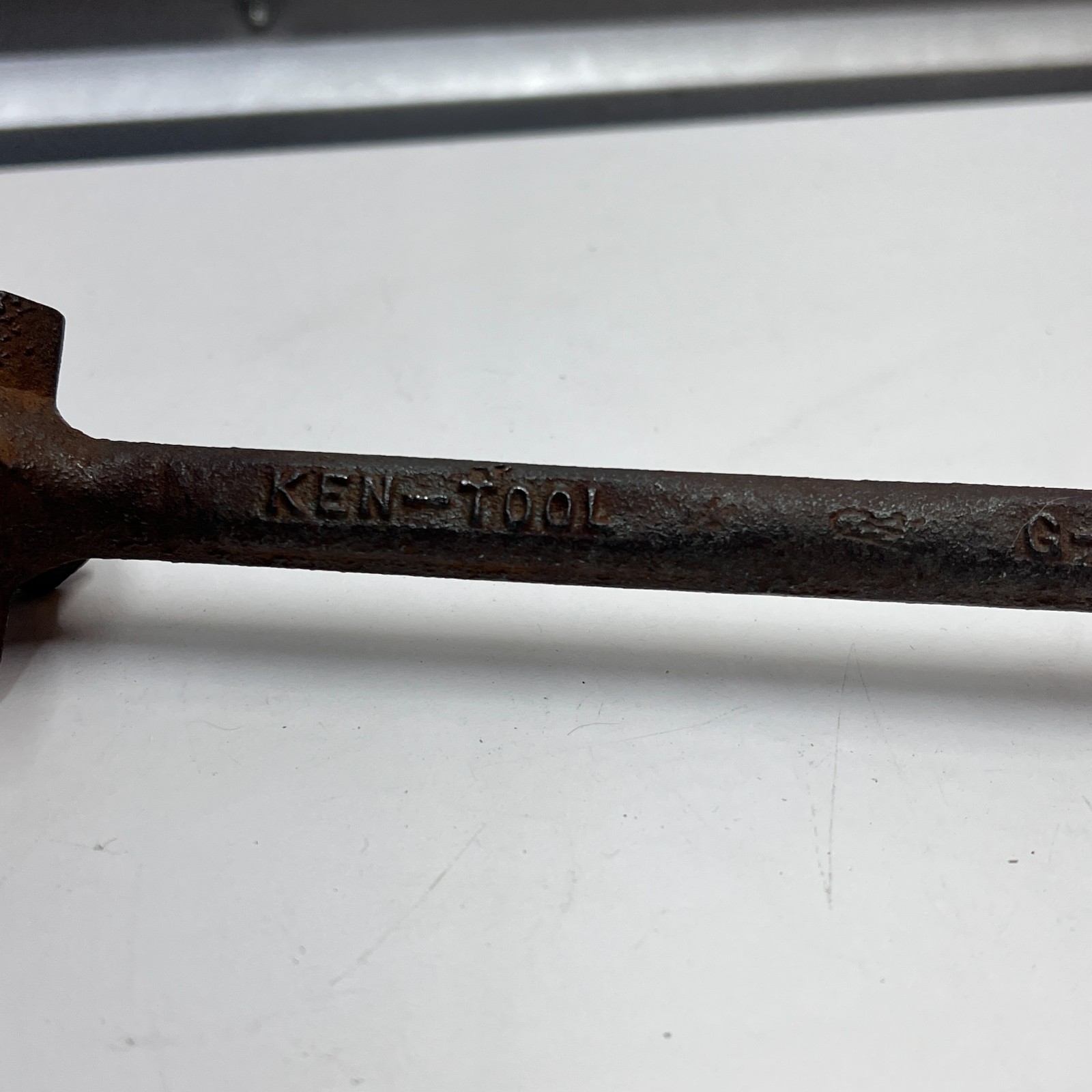 Vintage Ken Tool G-12 8 Way Square Drive and hex Drive Cast Iron