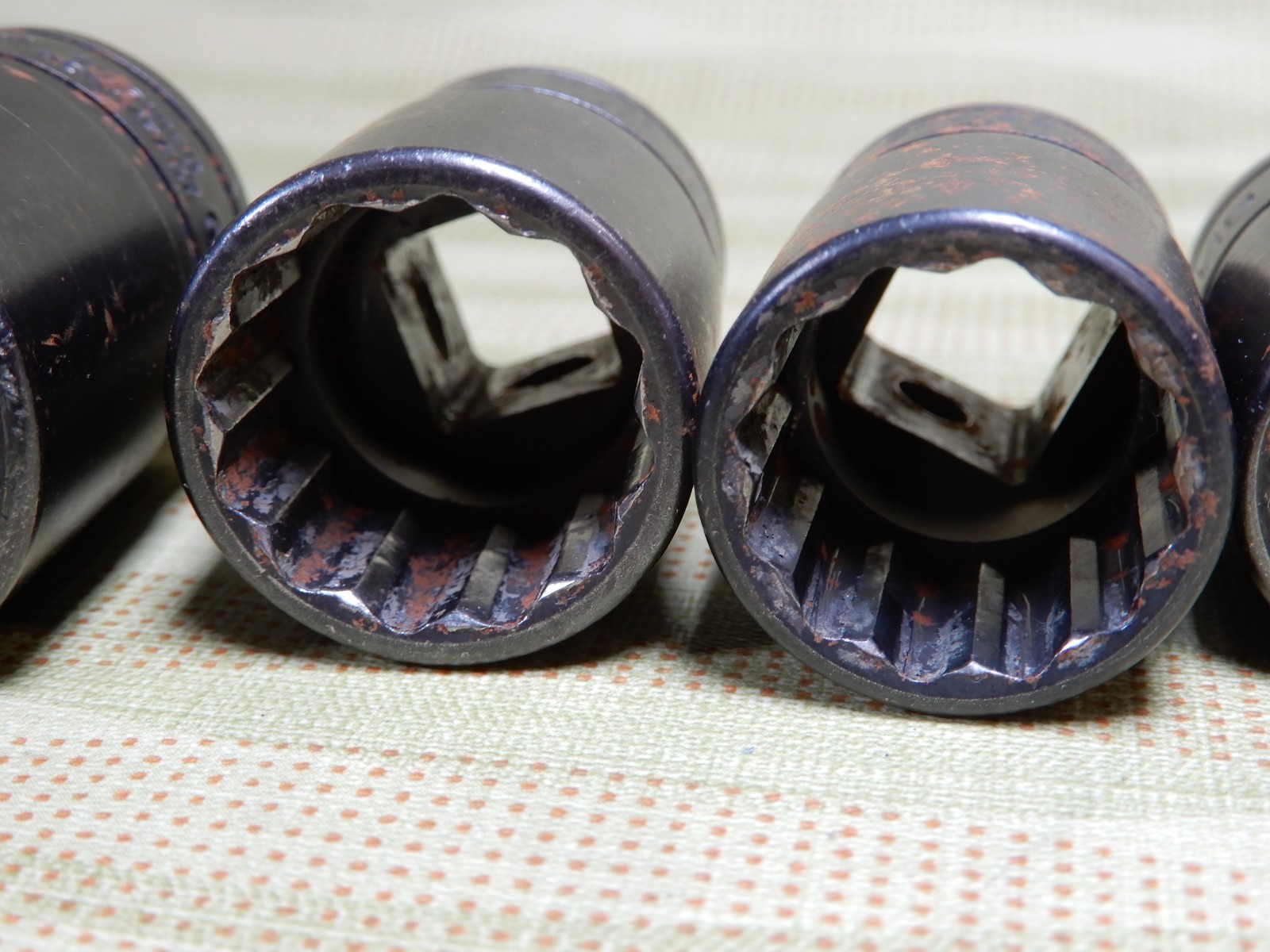 Snap-On Impact Sockets 15/16, 13/16, 3/4, 11/16, & 1/2 (5) Great Condition VX