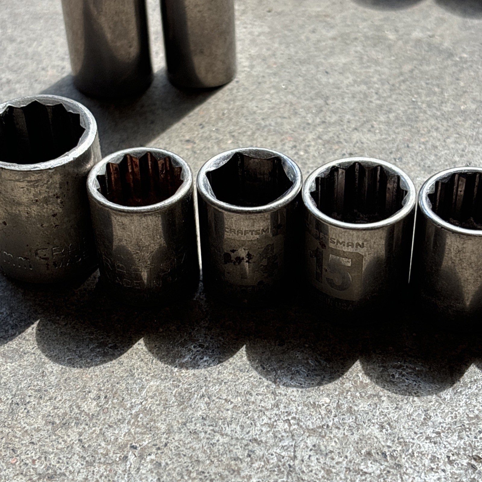Miscellaneous Mixed Brands Various Sizes Sockets Tool Lot Of ~5lbs Bulk