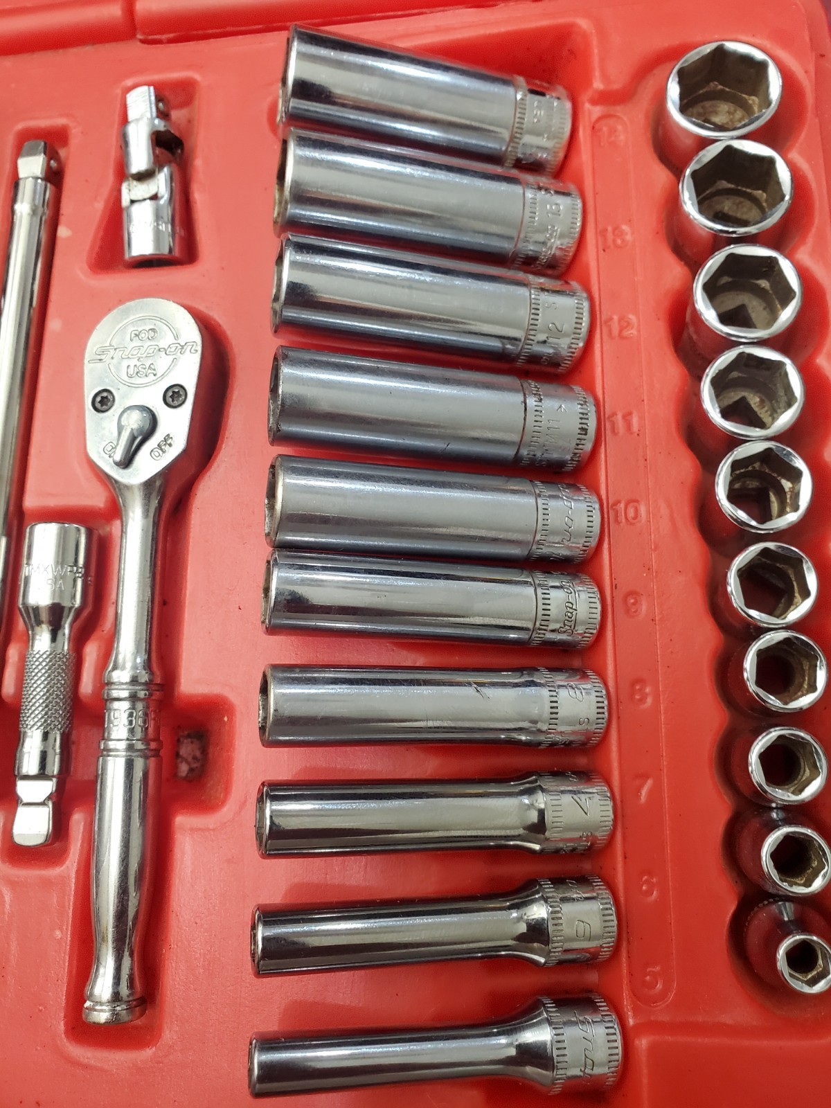 50 Pcs Snap On 1/4″ Dr General Service Set Metric SAE Sockets Ratchet 144TMPB +6