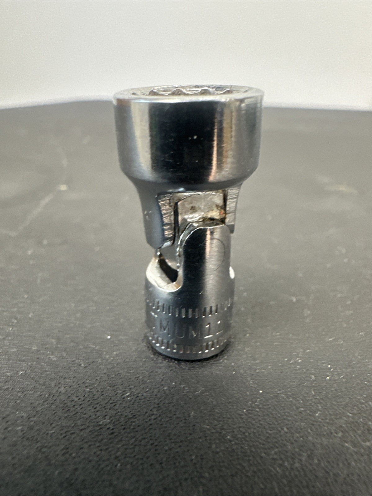 Snap On 1/4″ Drive Metric Universal Swivel Wobble Socket 11MM TMUM11 12Pt Drive