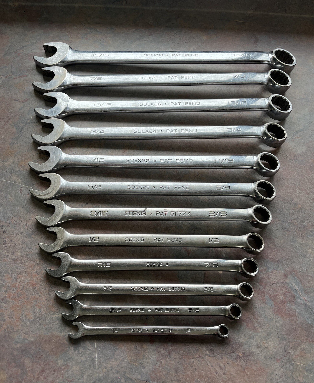 SOEX01 Snap On 13 Pc 12-Point SAE Flank Drive Combination Wrench Set 1/4”-15/16”