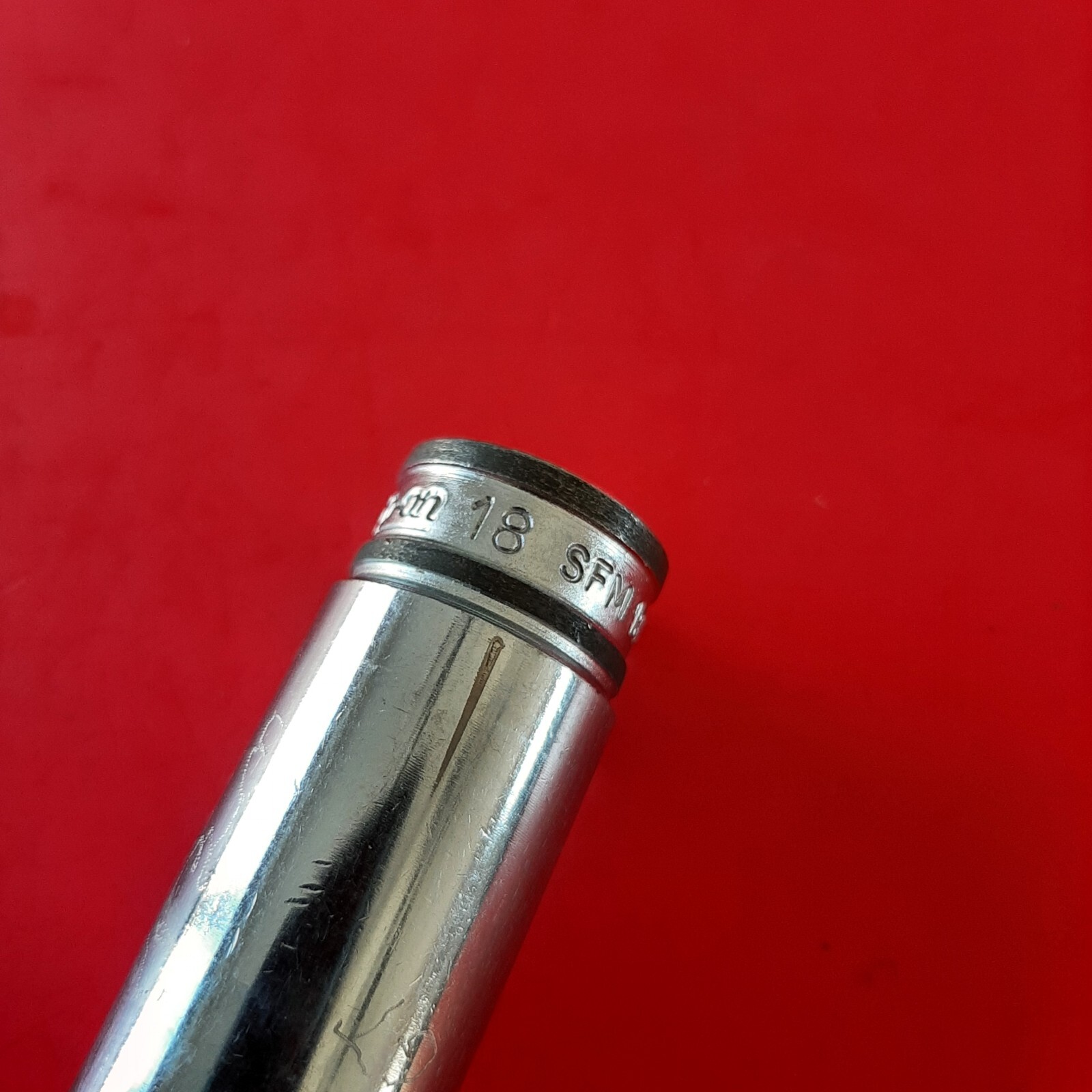 Snap-on Tools USA 3/8″ Drive 18mm Metric 12 Point Deep Chrome Socket SFM18