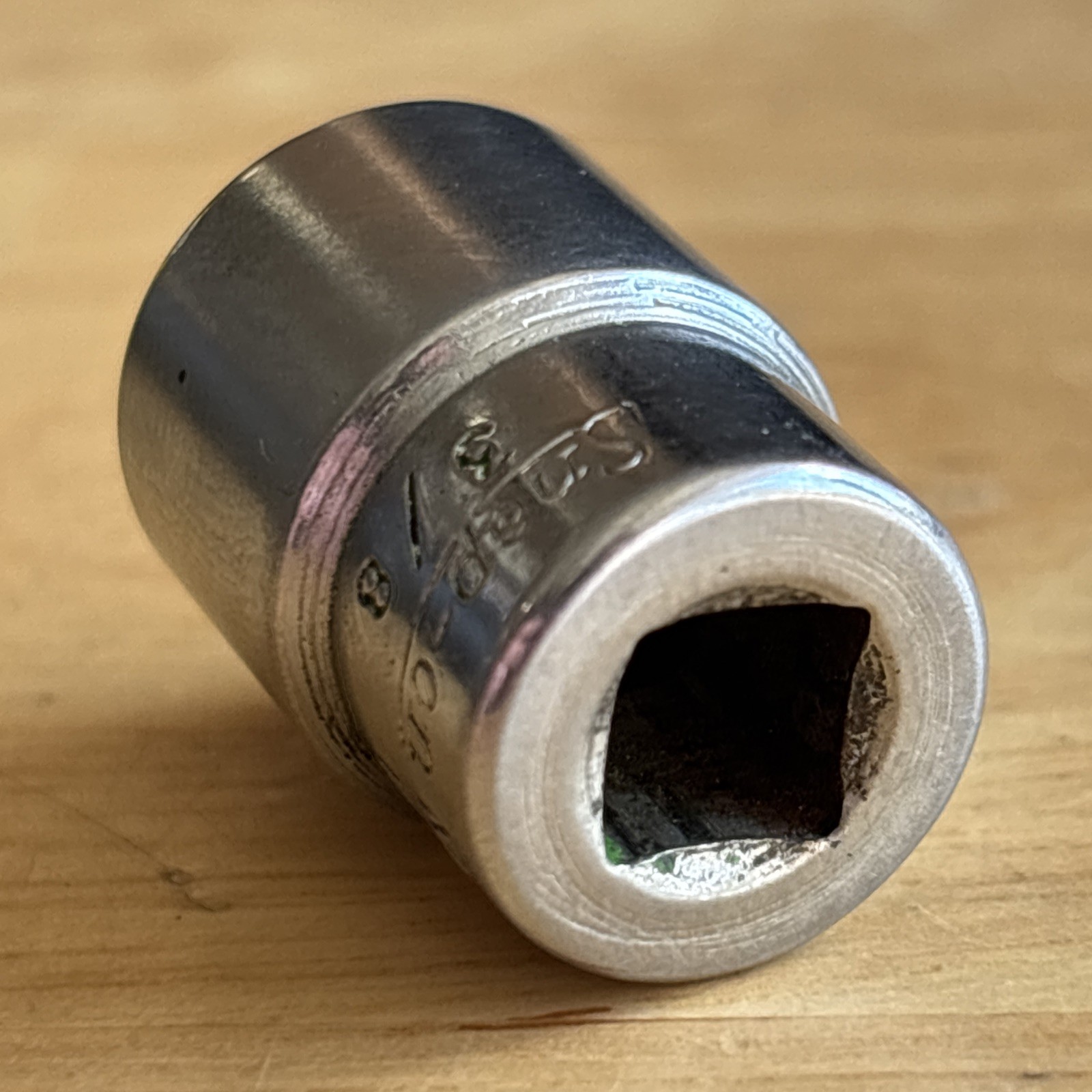 Snap On 3/8″ Shallow Socket 1/4″ Drive Double Square 8 Point MV412 Vtg USA