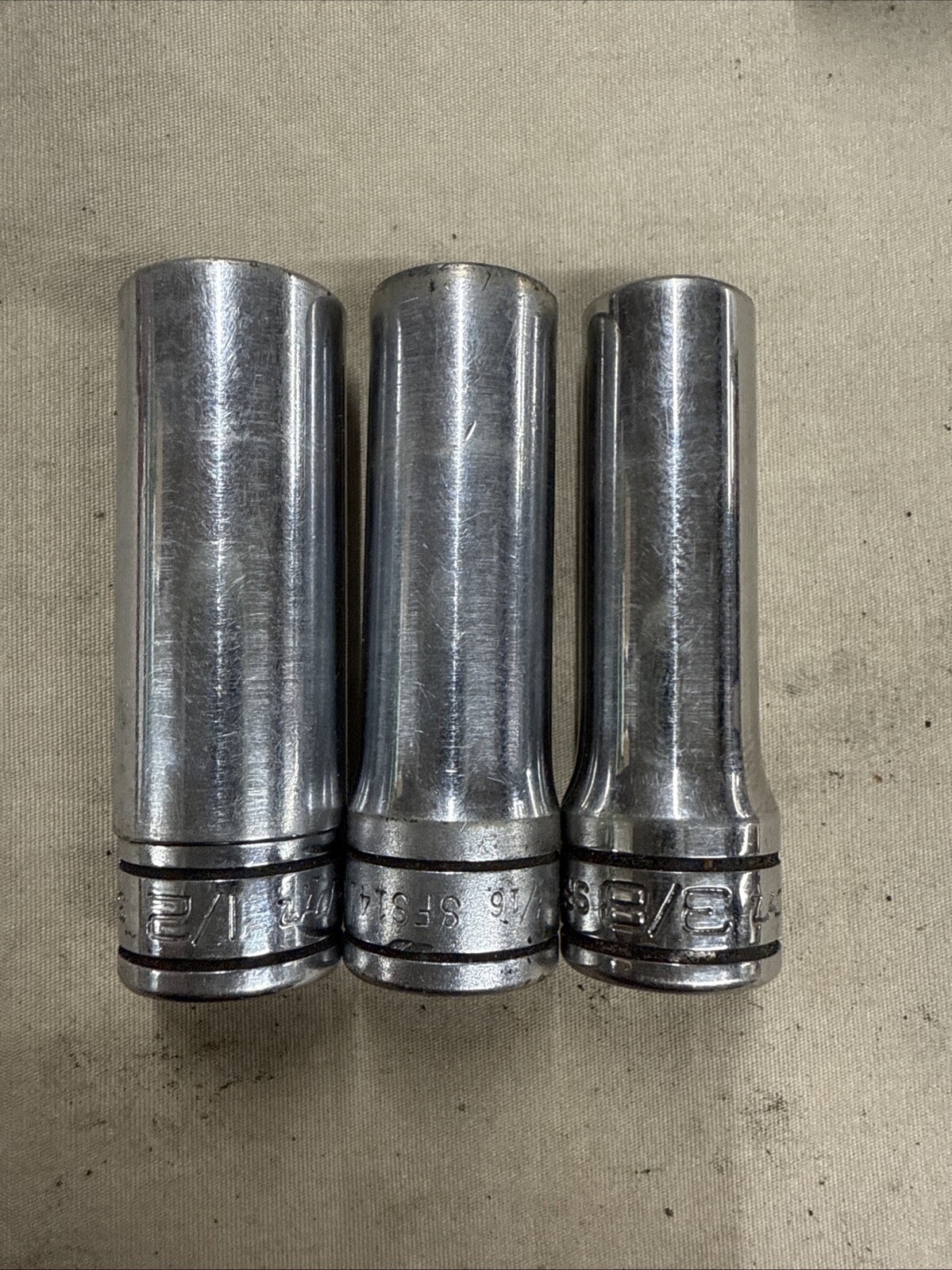 Snap On 211SFSY USA 1/4″ – 7/8″ 3/8″ Dr 12 Pc Deep Socket Set Extra 11/32