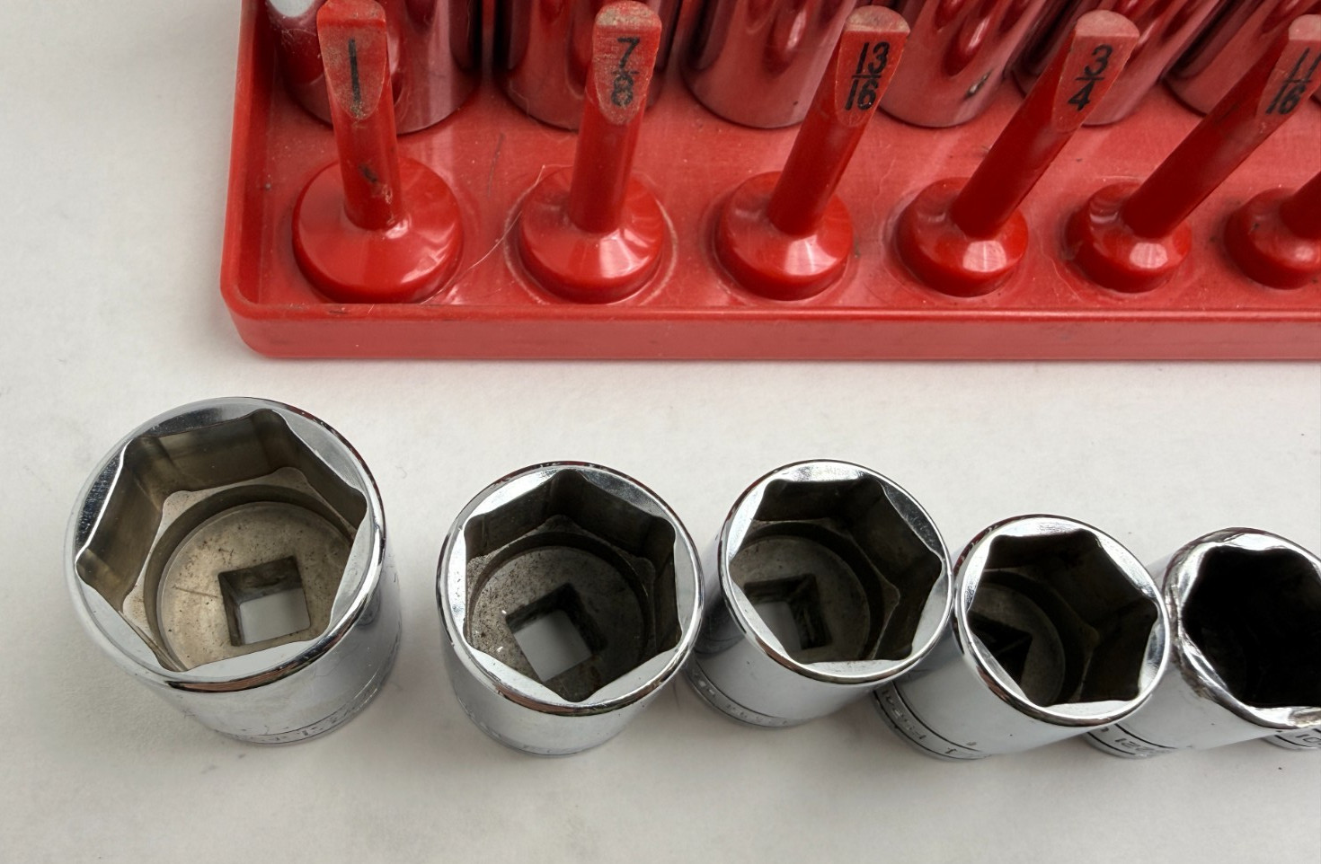 Snap-on Tools USA 24pc 3/8″ Drive SAE Chrome 6pt Shallow & Deep Socket Set