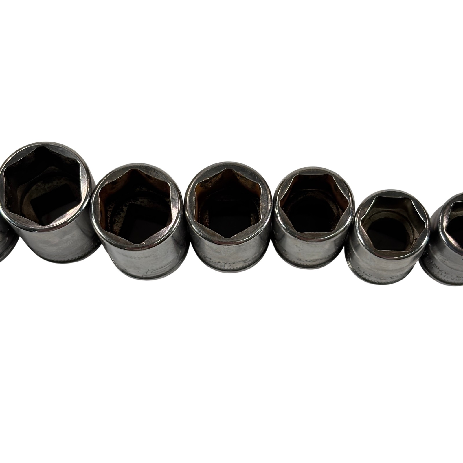 Snap-on Tools 212YFSMY 12pc 3/8″ 6pt Metric Flank Drive Xtra Shallow Socket Set