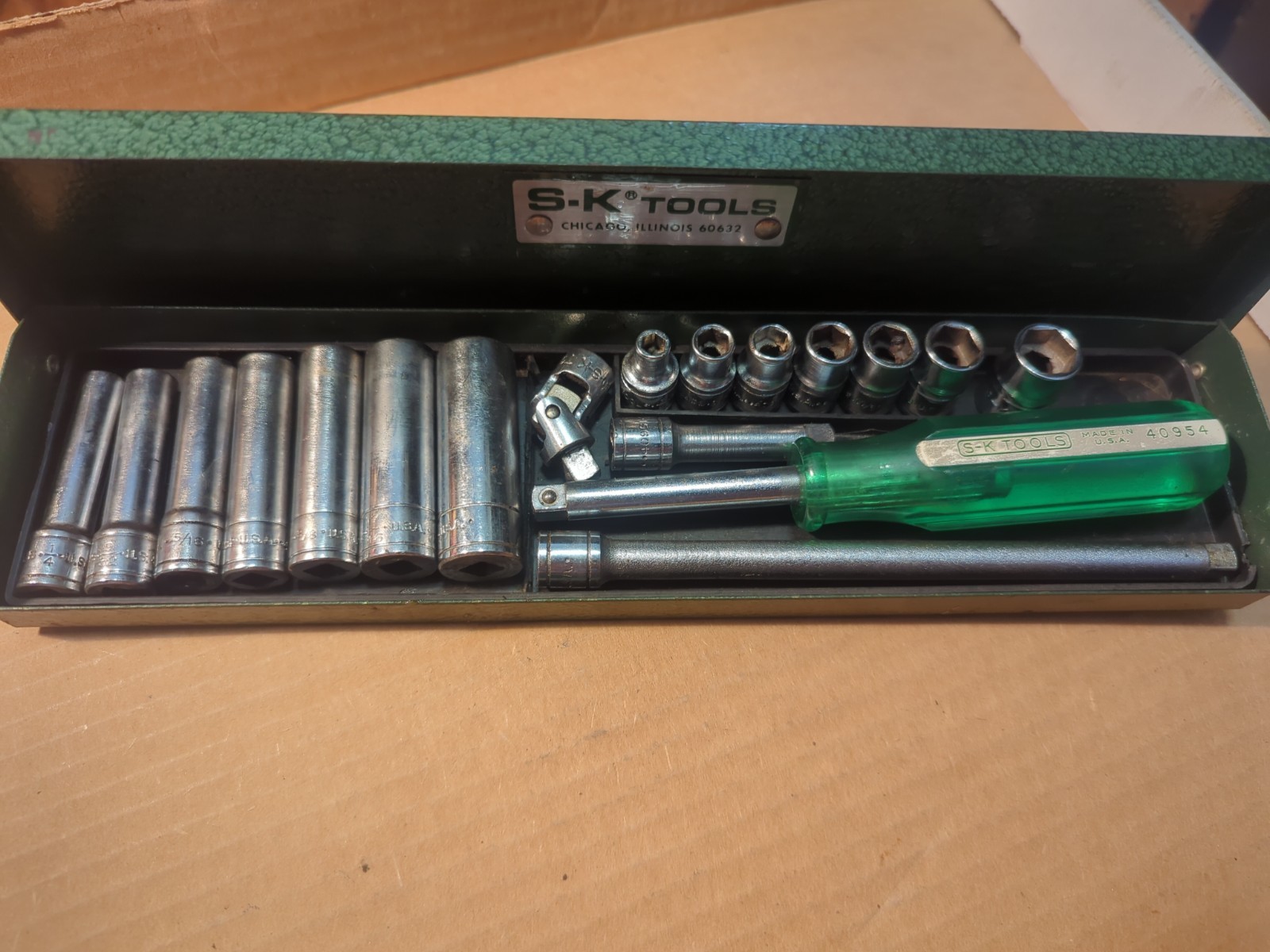 Nice Vintage SK Tools USA 1/4” Drive Socket Set Sae Deep Shallow 19pcs S-K