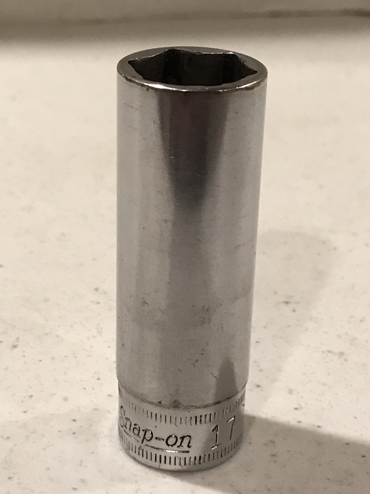 Snap-On SFSM17, 17mm, 3/8″ Drive, 6 Point, Deep Socket USA
