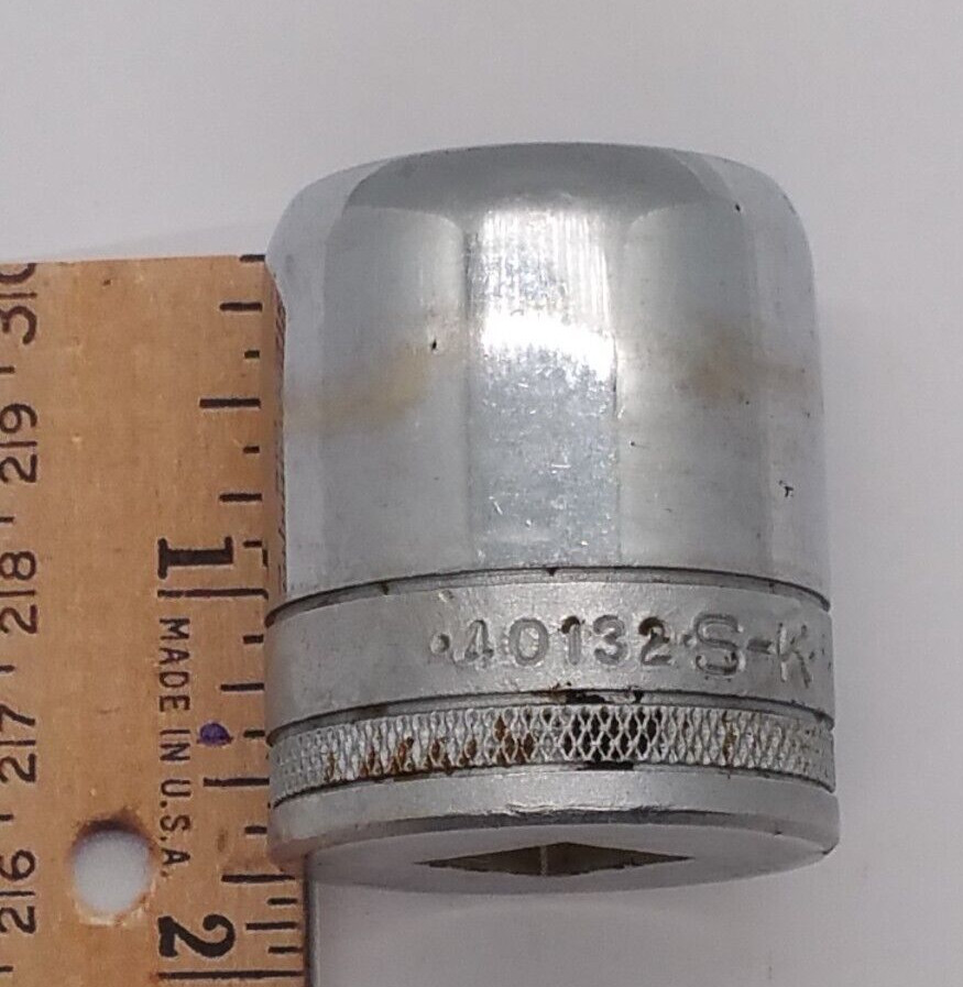 SK 1/2″ Drive 12 Point 1 in. Shallow SAE Socket 40132 Knurled S272