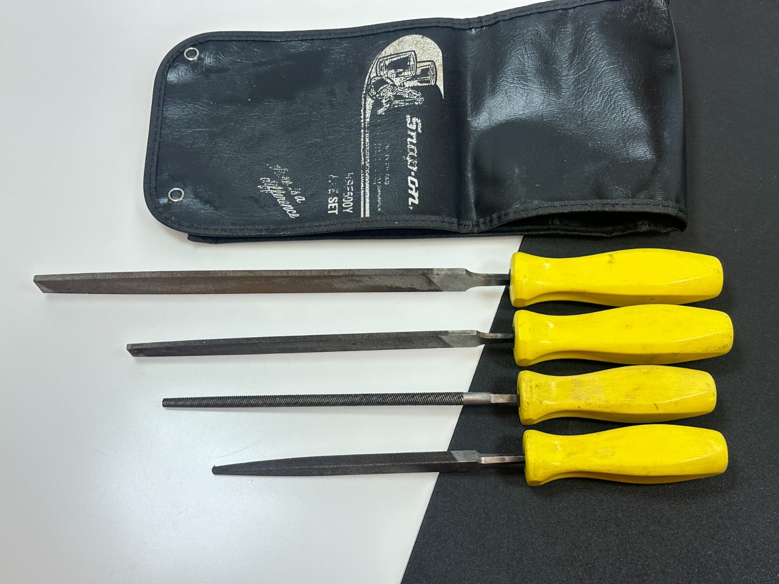 Snap-On Tools USA HBF500Y 4pc CLASSIC YELLOW Hard Handle File Set & Kit Bag RARE
