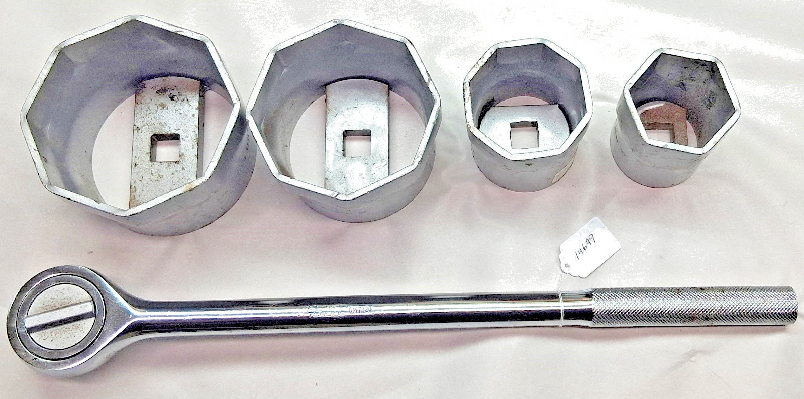 Power Torque 7120 Ratchet Wrench 3/4″ w/ 4-1/2″, 4-1/8″, 2-3/4″ & 2-1/4″ Sockets