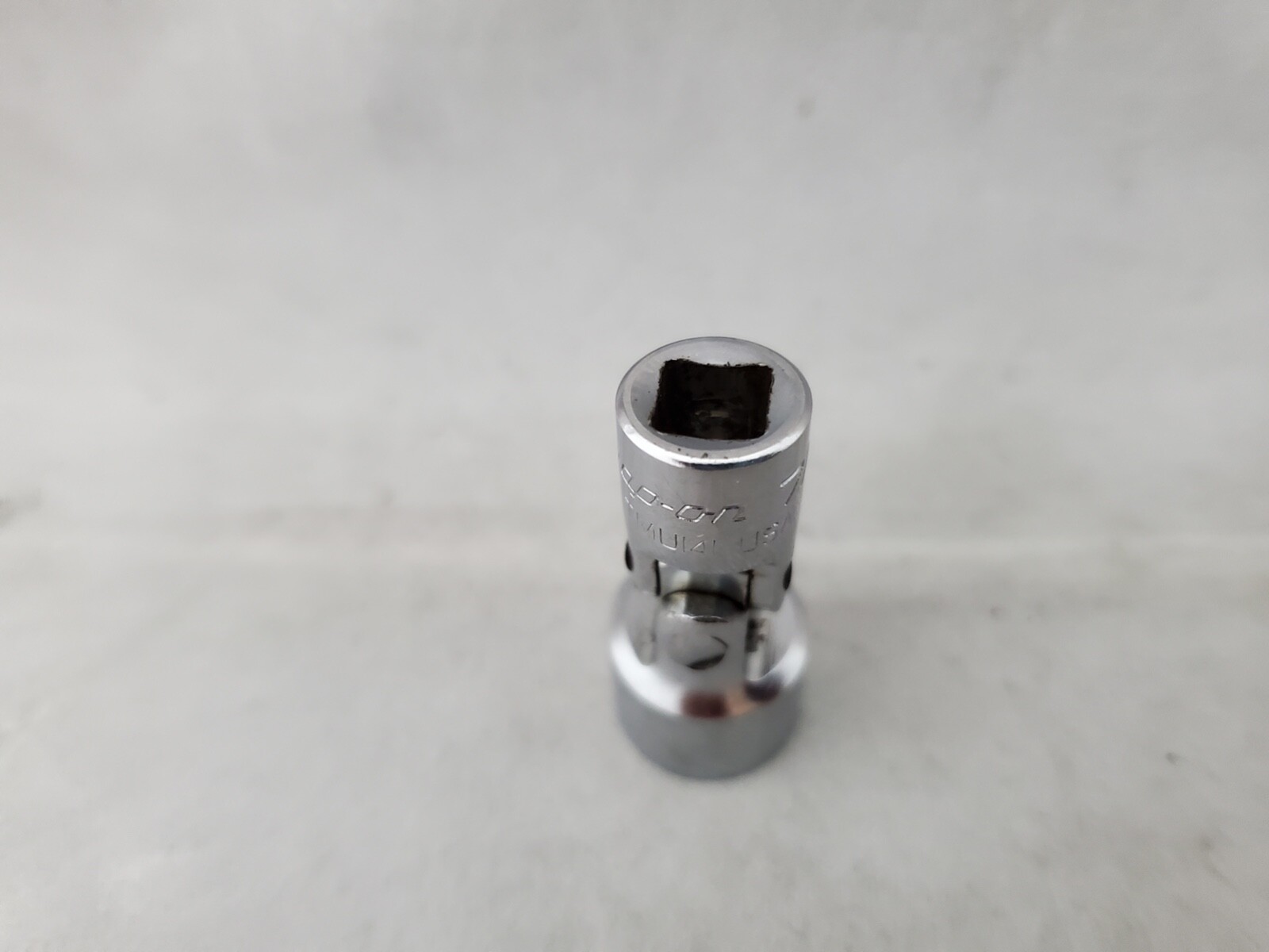 Snap On TMU141, 7/16″ Flank Drive Shallow Universal Socket, 1/4″ Dr 12 Pt