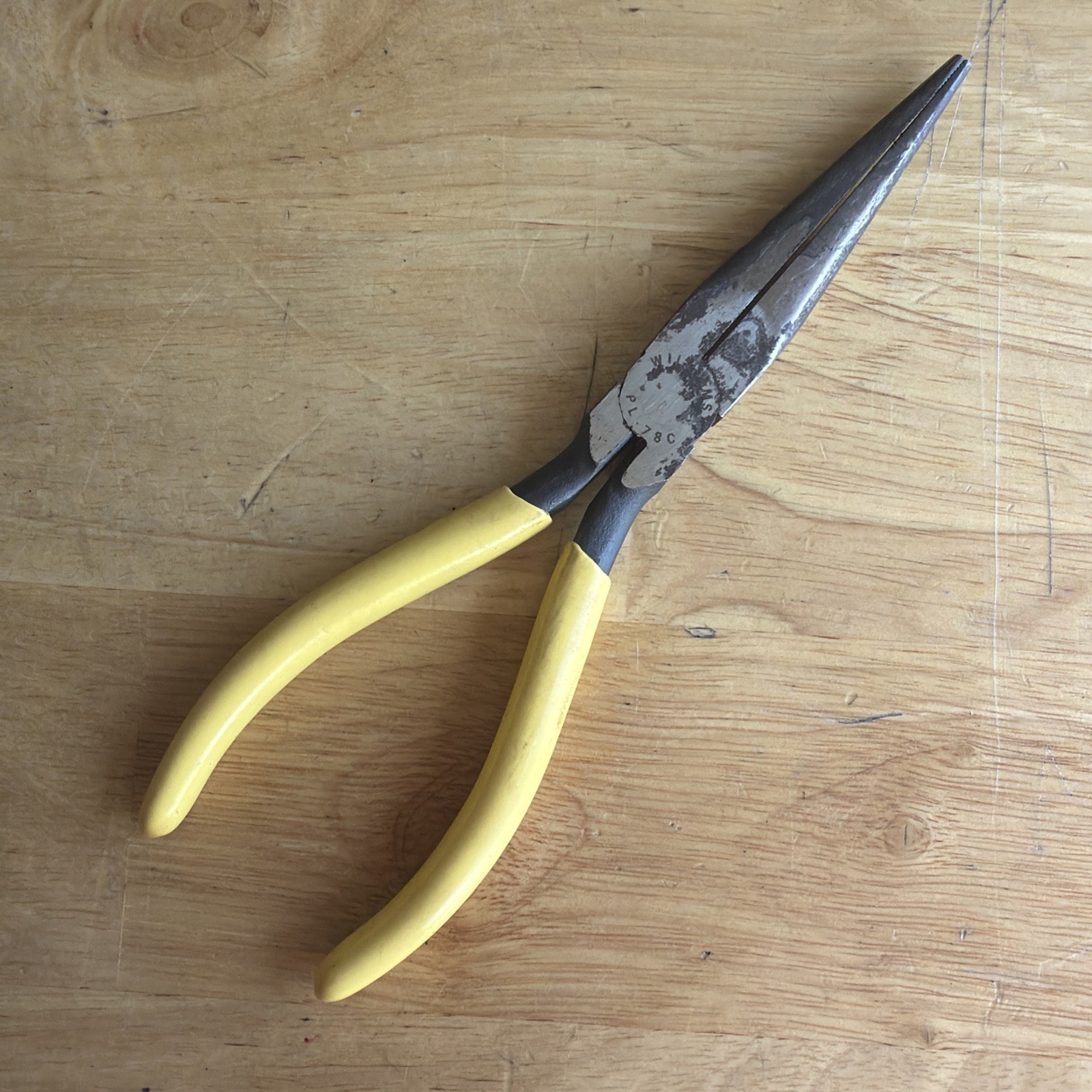 Williams Tools 7-1/4″ Long Needle Nose Pliers Yellow Handle PL-78-C Made in USA