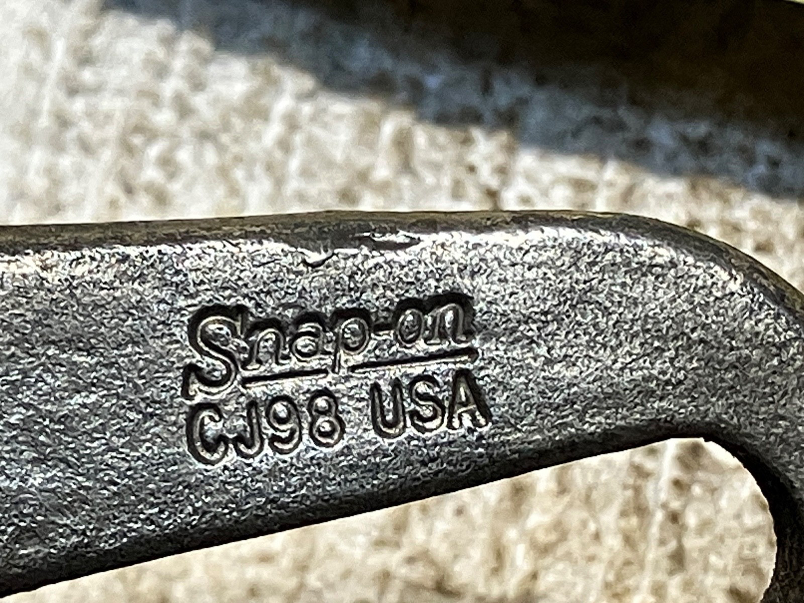 Snap-on USA Harmonic Balancer Puller CJ98 w/ Drive Screw & bolts set