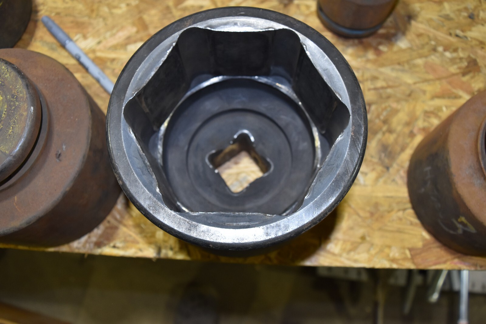 Snap-On 4-3/4″ 6 Point Socket with 1-1/2″ Drive SIM 1525