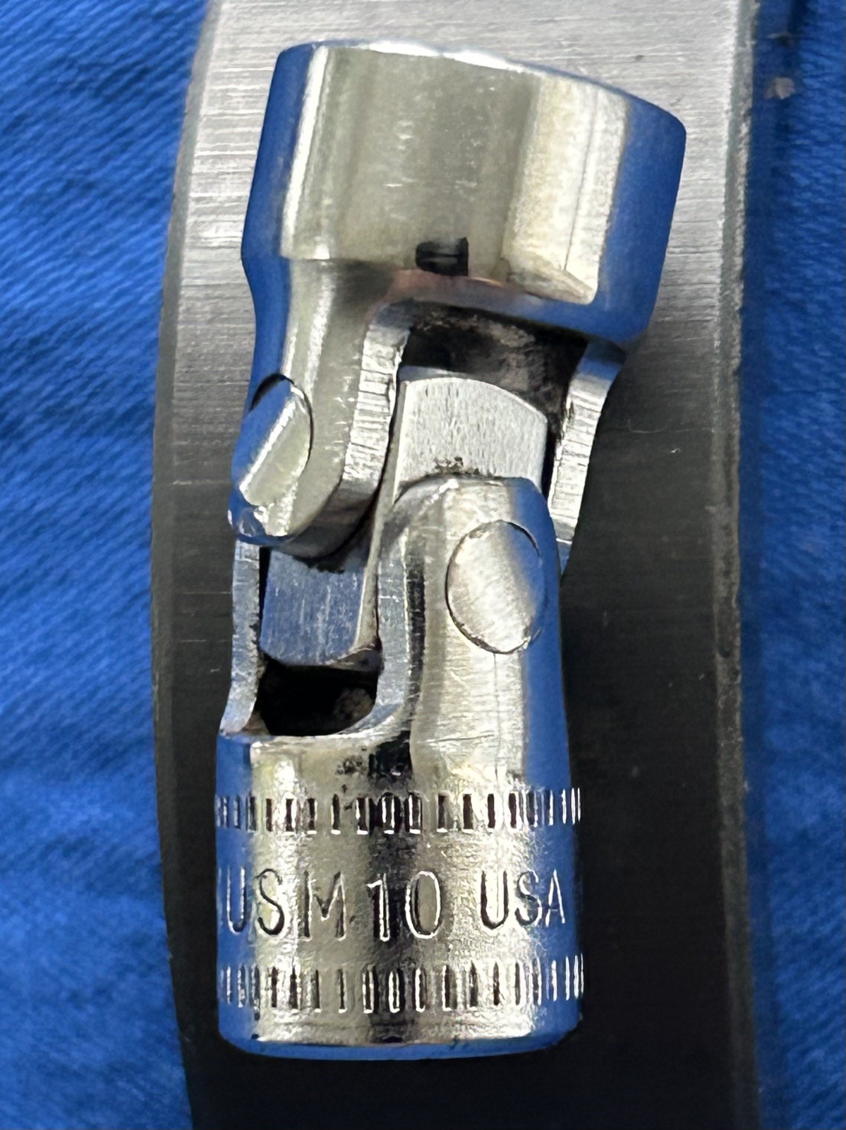 Snap On TMUSM10A – 1/4″ Drive 10mm Shallow 6Pt Chrome Universal Socket.