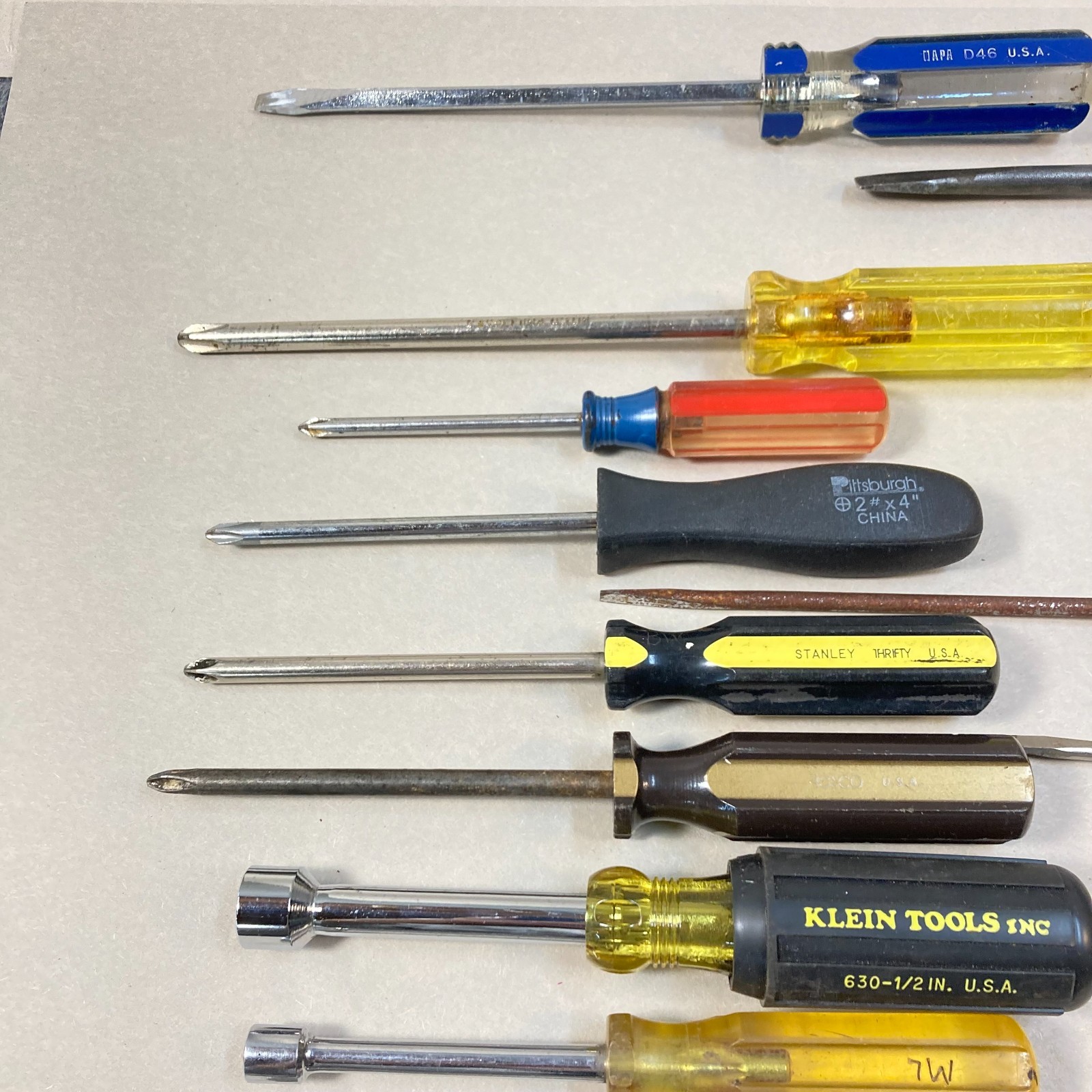 Screwdriver Lot 22 Pc 5 Nutdriver 4 Torx 5 Phillips 5 Flat Slotted 2 Bit Driver