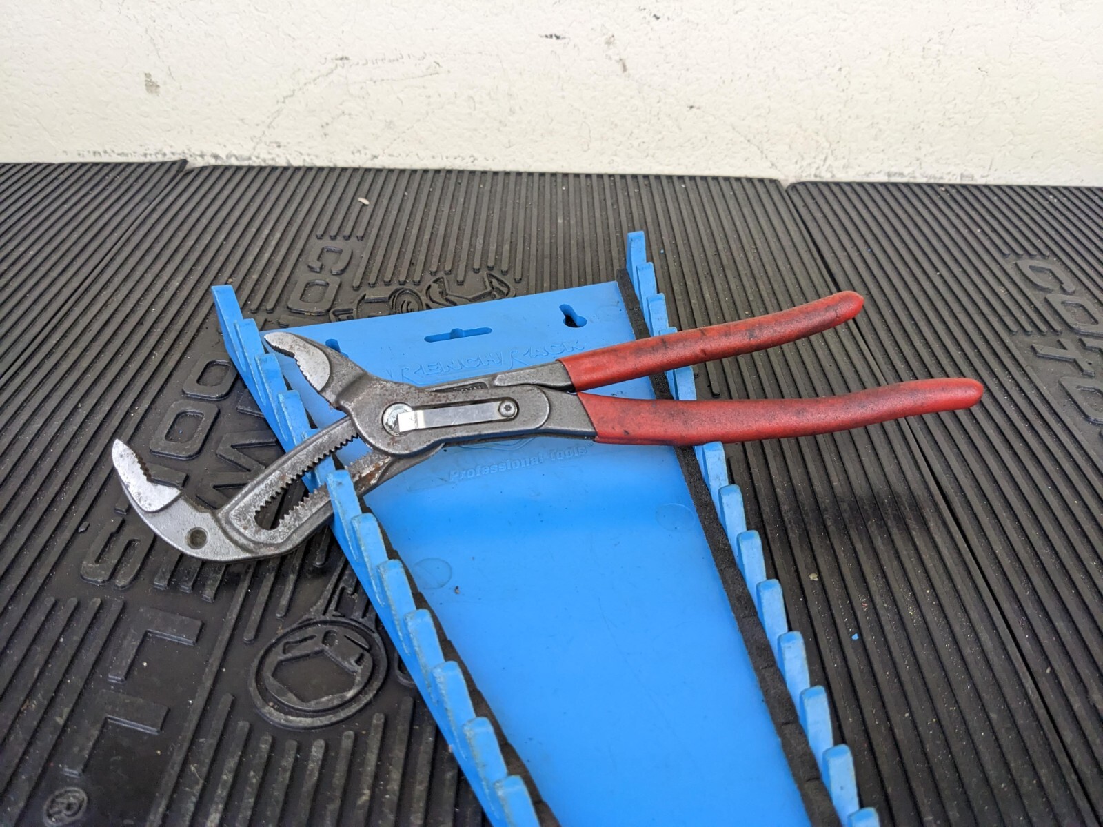 #bi005 Mac Tools P10C Knipex Cobra Self-Gripping 10in Pliers