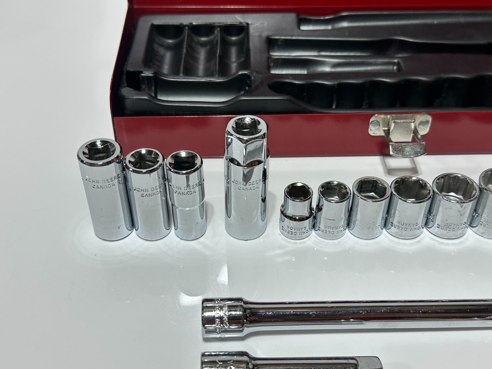 John Deere CANADA (Gray) Rare 16pc 3/8” Drive SAE Socket Ratchet Service Set NOS