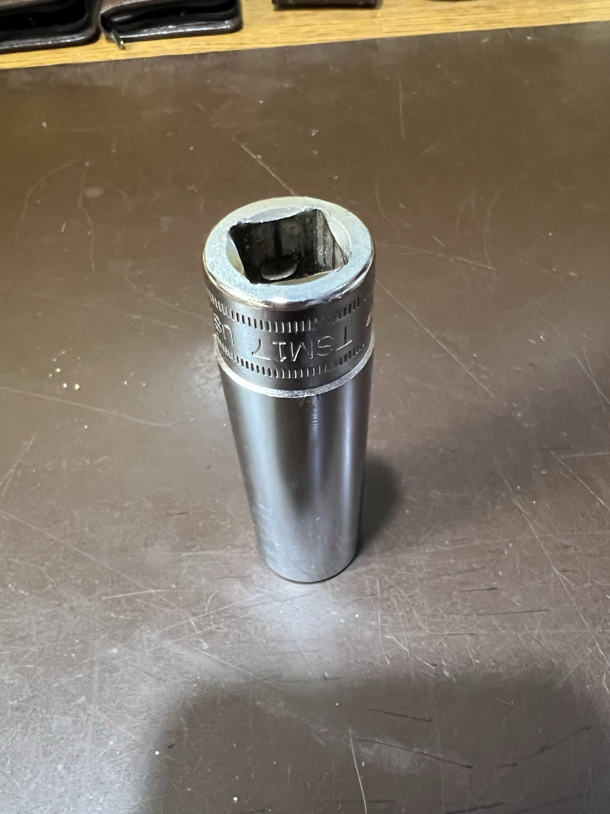 SNAP-ON NEW TSM17 SOCKET 1/2″ DRIVE 17MM CLEARANCE LENGTH POLISHED CHROME USA