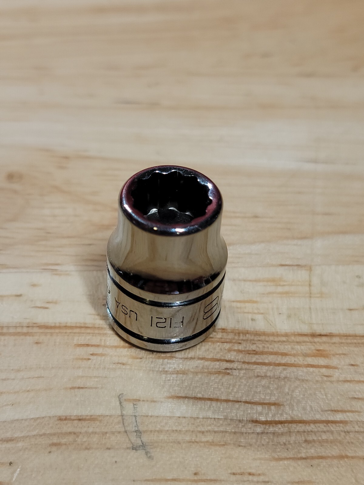 Snap-on Tools F121 3/8″ SAE 3/8” Drive 12-Point Shallow Chrome Socket USA